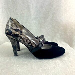 Anne Klein - NWT - Black/Snakeskin Leather Heels - 7